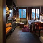 Huus Gstaad Szálloda Saanen