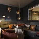 Huus Gstaad 4*