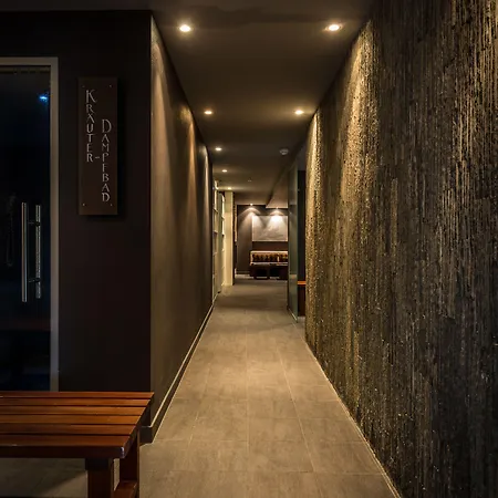 Huus Gstaad Hotel