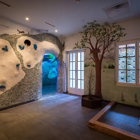 מלון Huus Gstaad