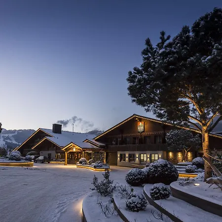 ホテル Huus Gstaad