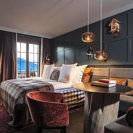 Huus Gstaad 4*