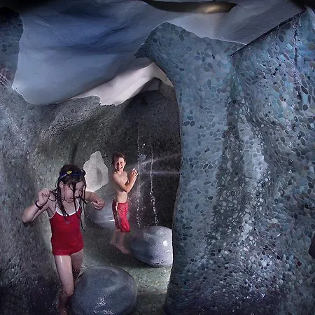 מלון Huus Gstaad