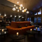 Huus Gstaad 4*