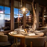 Huus Gstaad Hotel