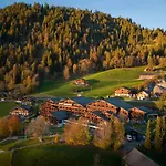 Huus Gstaad מלון זאנן