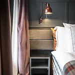 Huus Gstaad 4*