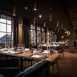 Huus Gstaad 4* זאנן