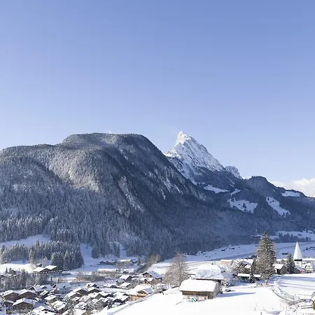 Huus Gstaad Saanen