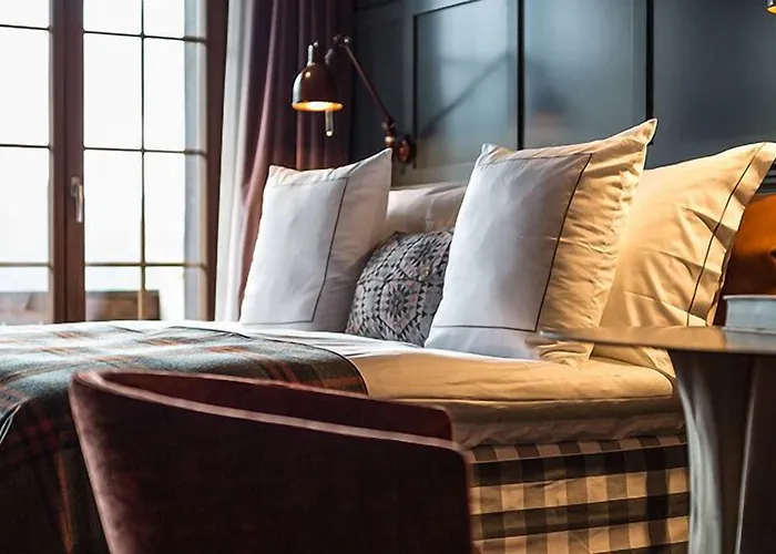 Huus Gstaad Hotel 4*