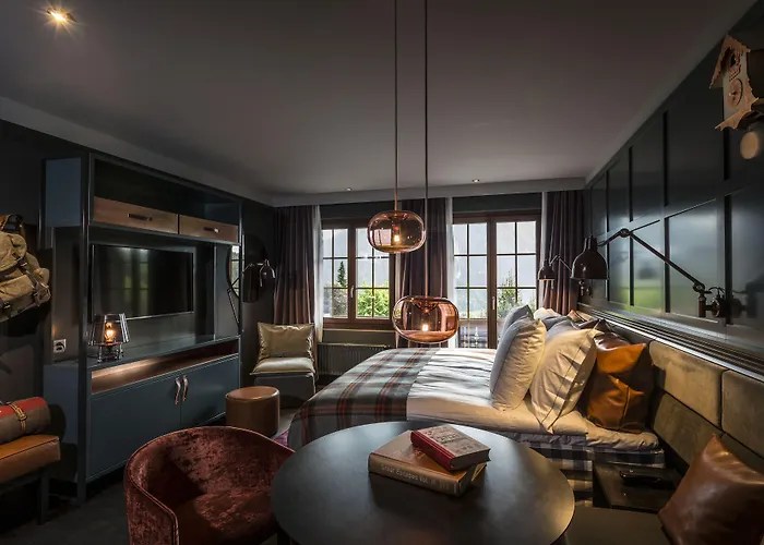 Hotel Huus Gstaad